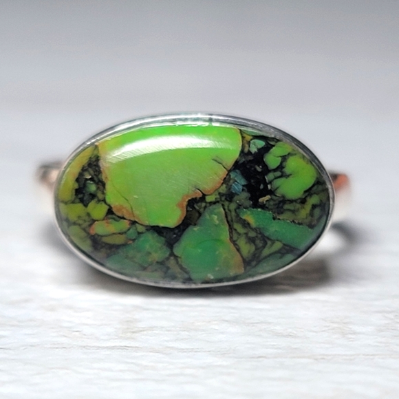 Vintage Jewelry - Native Green Matrix Turquoise Ring Size 7 Sterling Silver 925 Womens Jewelry
